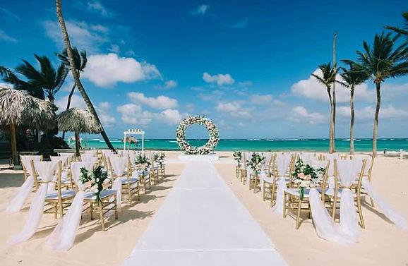 The Wedding Website of Rosanna Arias and Everette Smith III