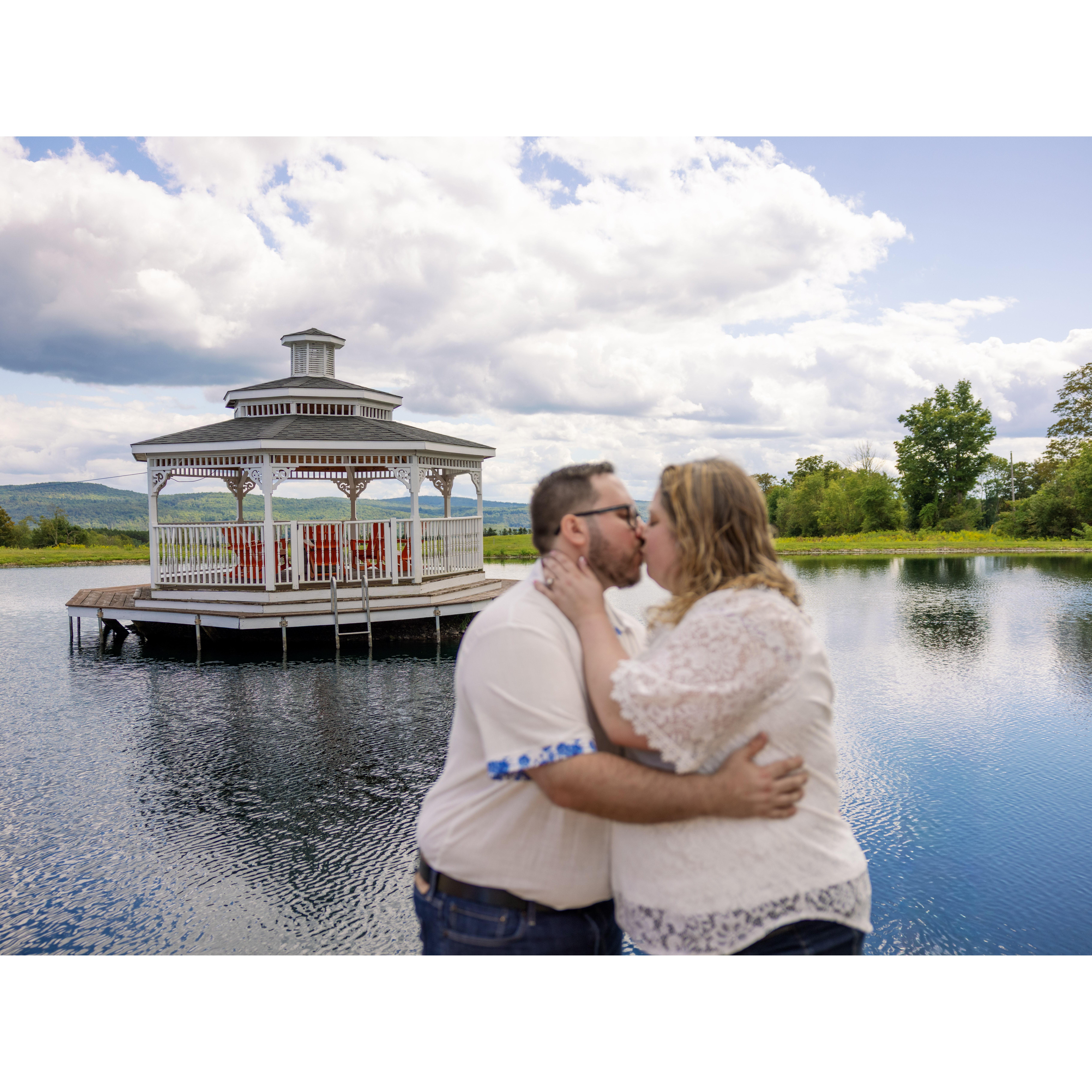 Engagement Session-Gilbertsville Farmhouse (On the dock at the lake)