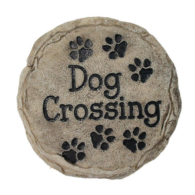 Spoontiques - Garden Décor - Dog Crossing Stepping Stone - Decorative Stone for Garden
