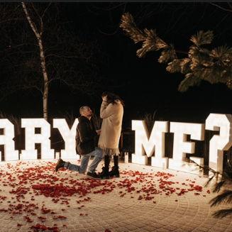 Austin proposes!