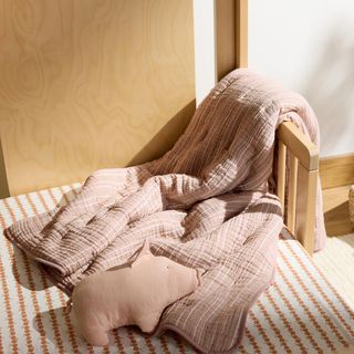 Organic Cloud Cotton Stripe Toddler Quilt
