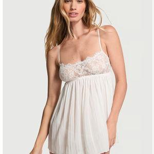 Dare to Dream Lace Pleated Babydoll Set Size XS