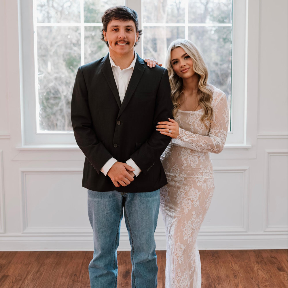 Madde Tinder and Davin Reed's Wedding Website