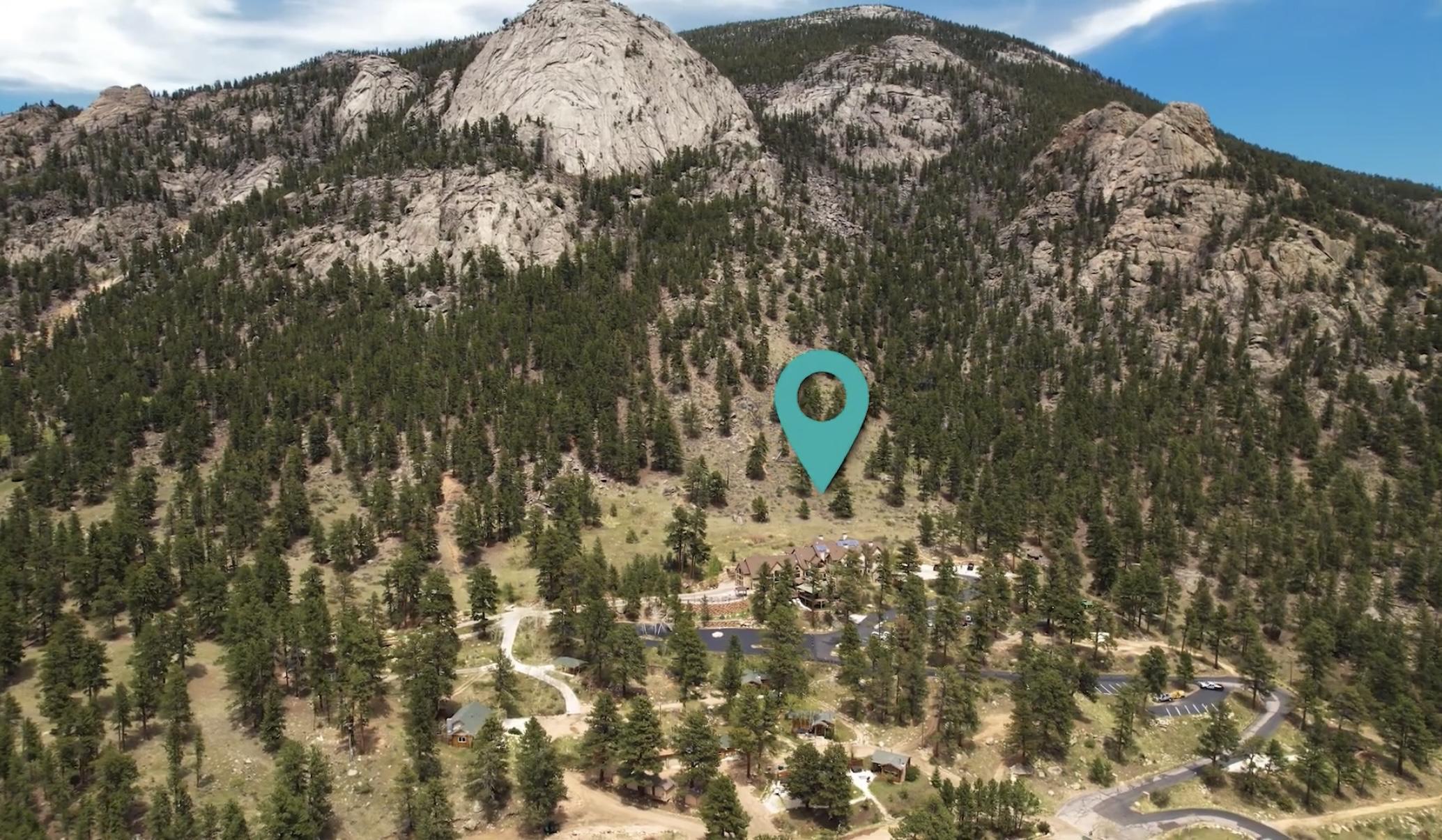 The Wedding Website of Genevieve Bachelder and Lilith River