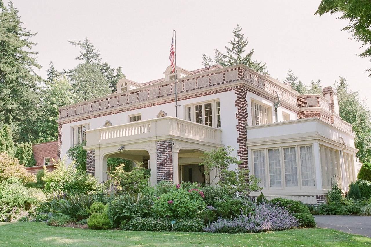 The Wedding Website of Arrora Craig and Brady Biggs