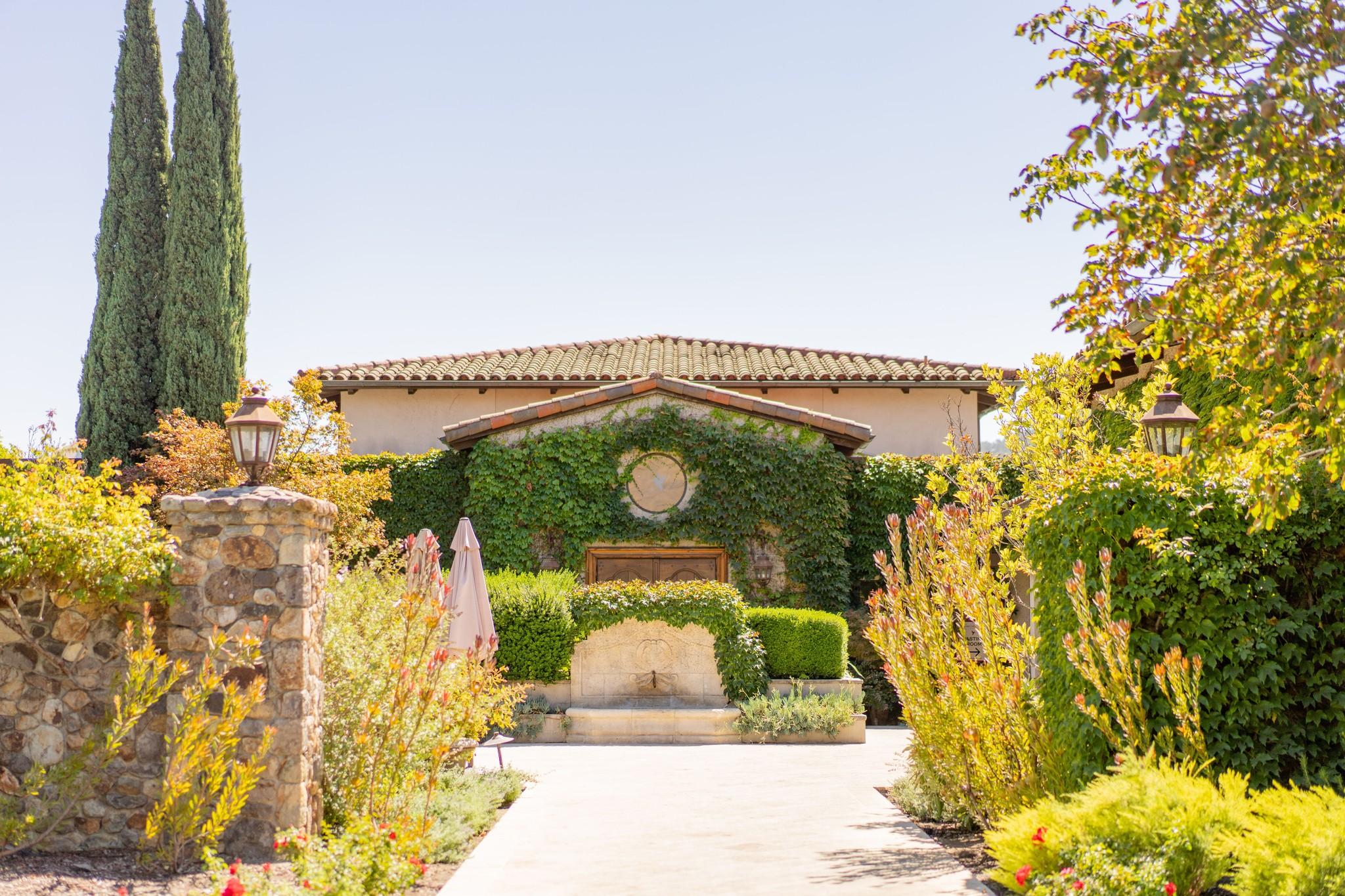 The Wedding Website of Yifei Wu and Joseph Jurgiel