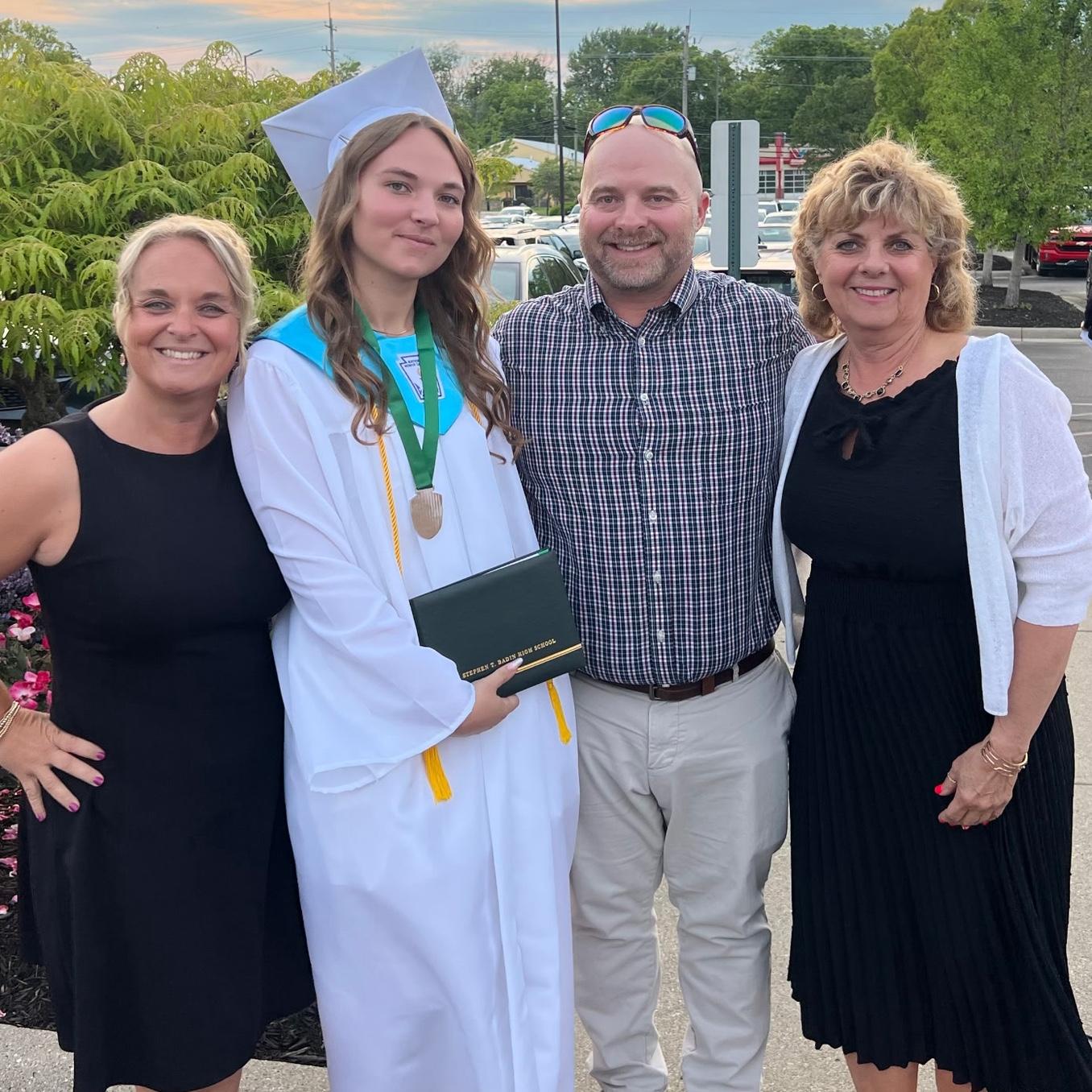 So proud of Audrey and her accomplishments! 👩‍🎓 👏
