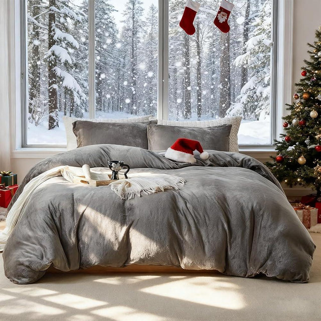 WARMDERN Khaki Velvet Duvet Cover Set Oversized King Size, Luxury Milk Velvet Bedding Duvet Cover with Zipper Closure, 3pcs Ultra Soft Duvet Covers for All Seasons, 120" x 98", Light Khaki