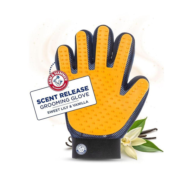 Arm & Hammer Deodorizing Dog Grooming Glove with Fragrance Transfer Technology – Scented Deshedding Dog Brush for Bathing, Pet Hair Removal Glove, Sweet Lily & Vanilla Scent