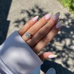 Gloss Nail Bar
