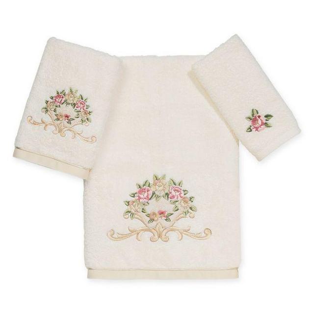 Avanti Premier Royal Rose Hand Towel in Ivory