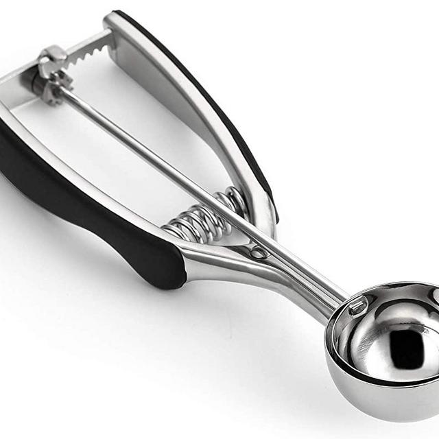 Spring Chef Cookie Scoop, Premium 18/8 Stainless Steel Disher with Soft Grip, Spring Loaded with Trigger Release for Cookie Dough, Melon, Ice Cream, Baking - Medium Size #40