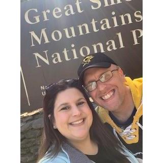 Get away to the Smokey Mountains April 2021