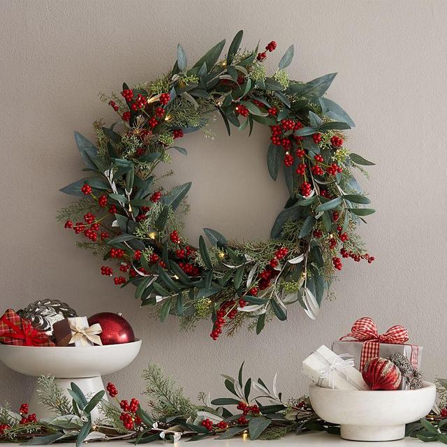 Eucalyptus and Berry Holiday Garland