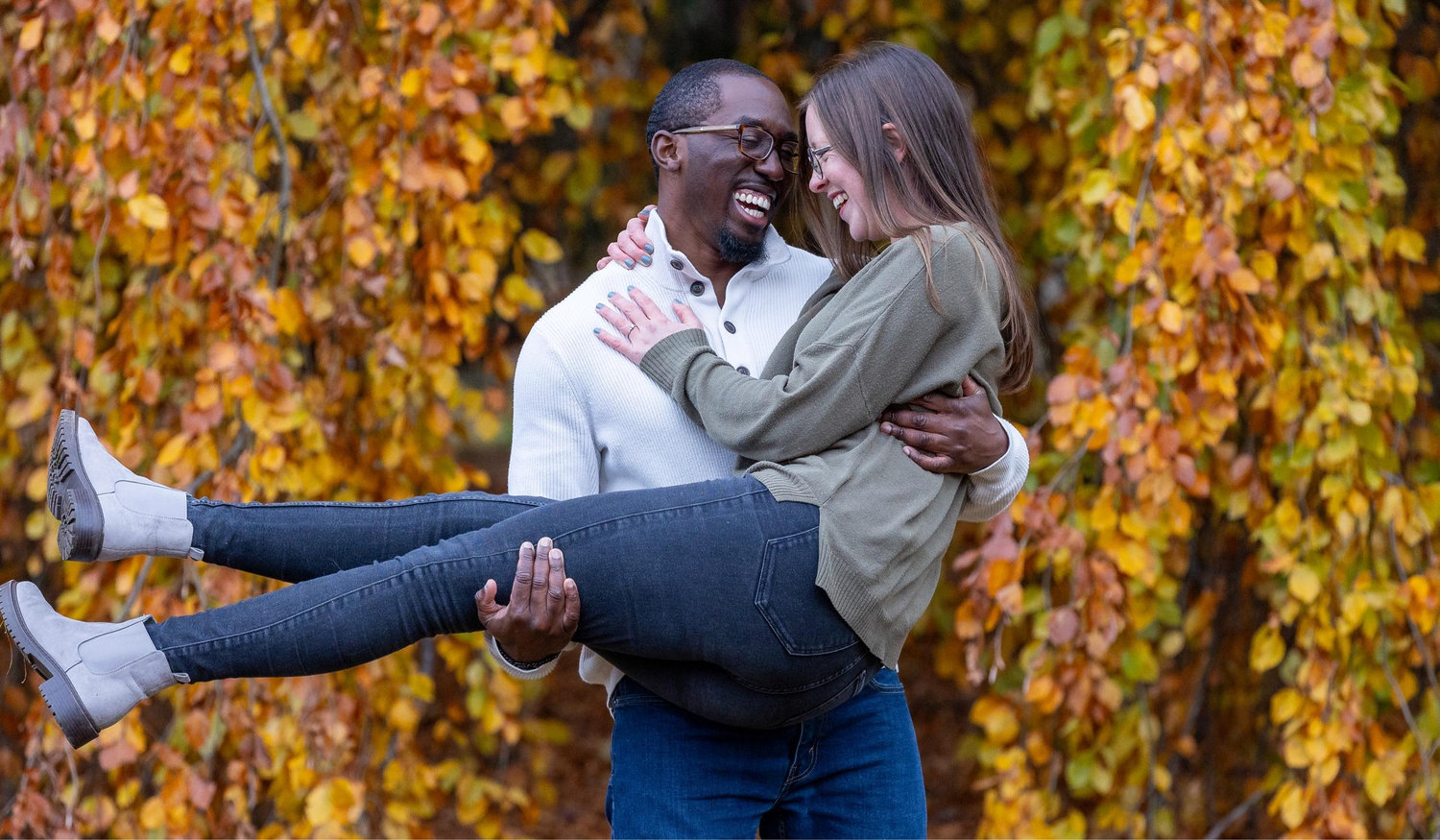 The Wedding Website of Corri Moran and Jhaquil Johnson