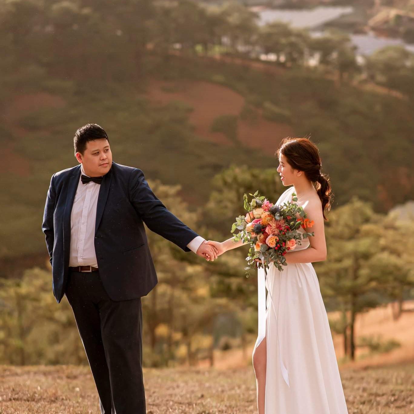 Engagement photos in the mountains of Dalat, Vietnam
