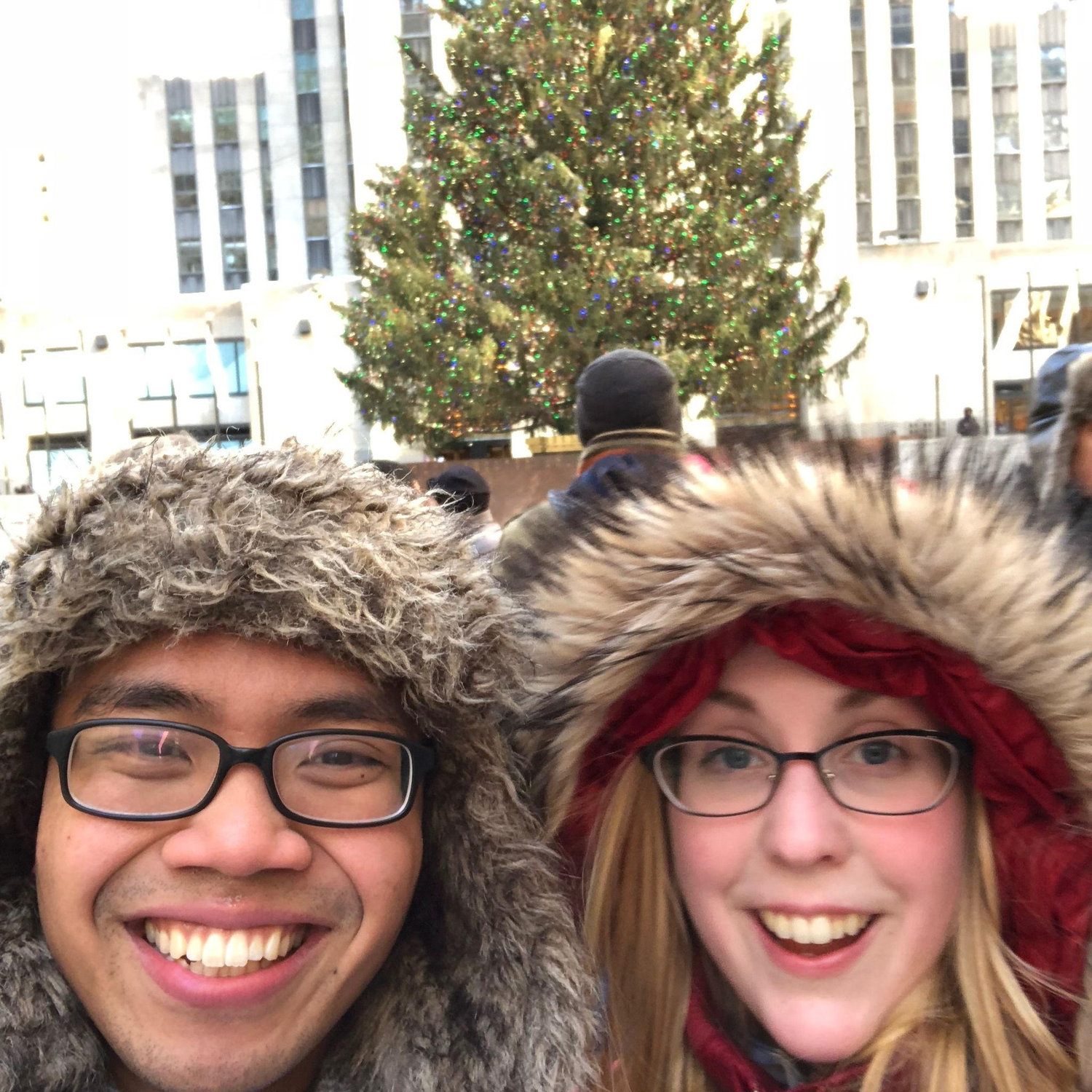 2018: Geli took me on my first trip in NYC at the Rockefeller tree