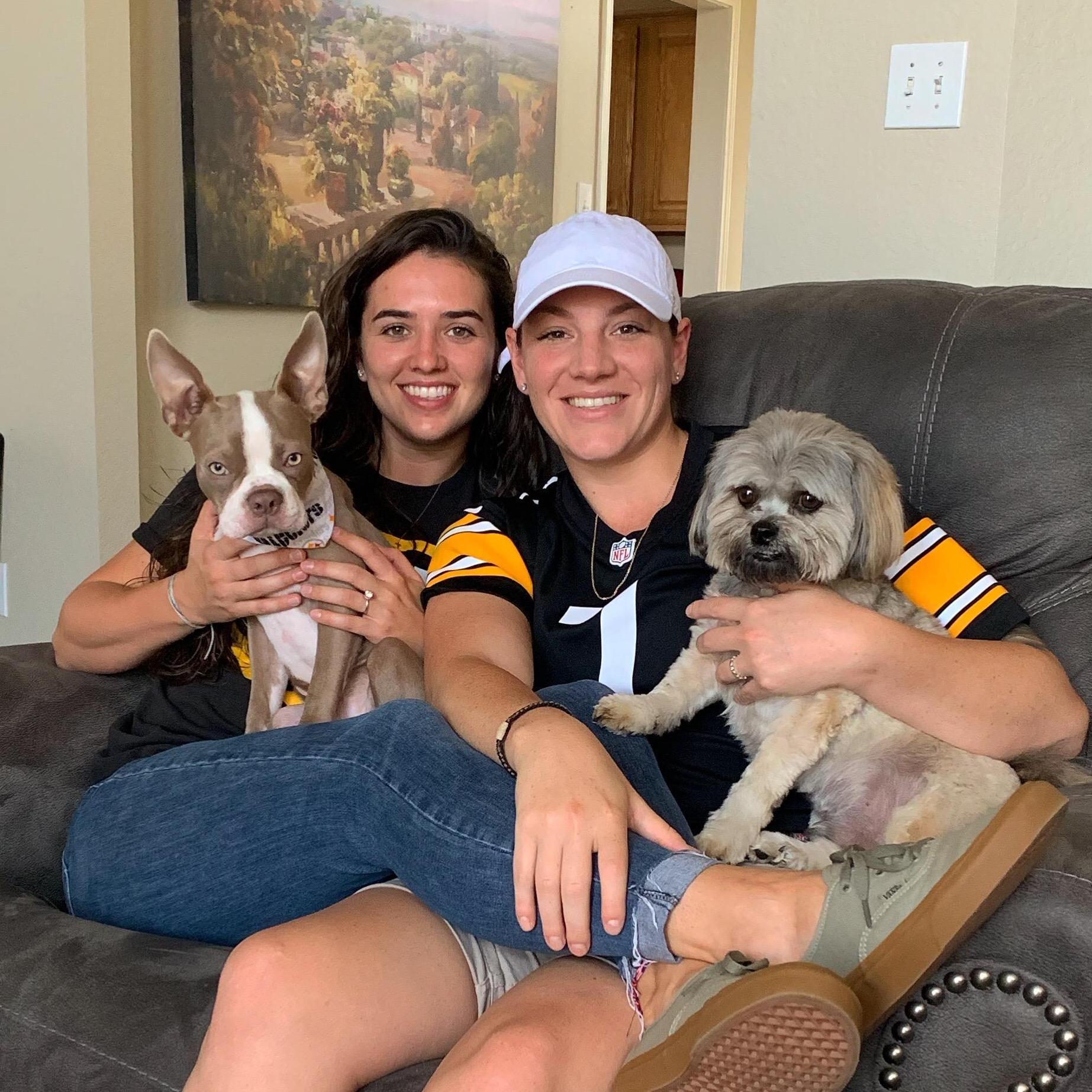 Rare Organized Family Photo (Go Stillers)
9.15.2019