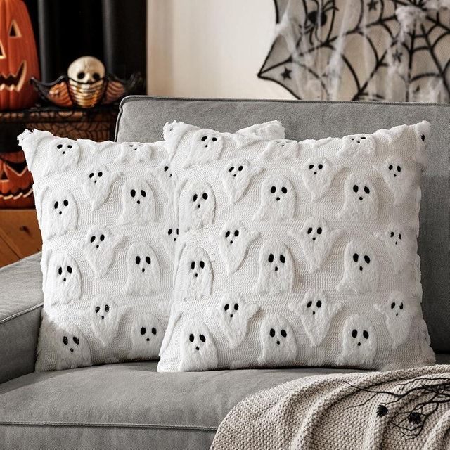 MIULEE Halloween Pillow Covers Cute Ghost Spooky Throw Pillows Set of 2 Soft Plush Faux Fur Decorative Cushion Covers for Couch Sofa Bed Porch Living Room Halloween Decor 20x20 inch White