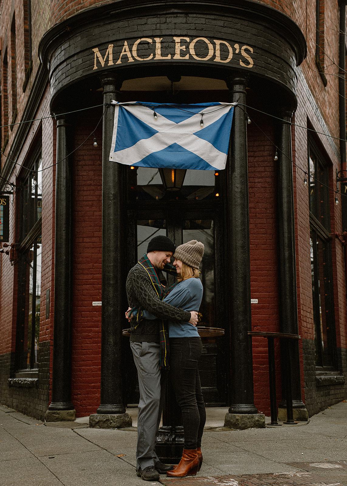 The Wedding Website of Jenny Obranovich and Neil MacLeod