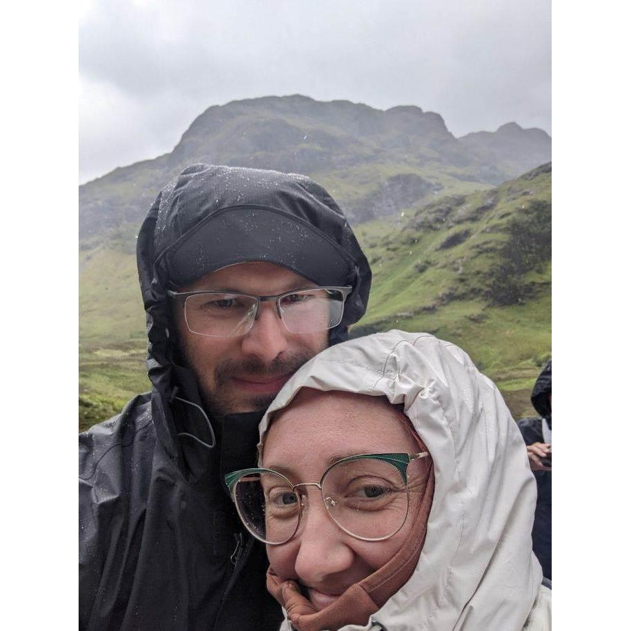 Our second stop was cold, but stunning. We stopped in the highlands, we found fog, mountains and lots of green.