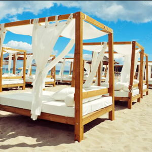 Beach Lounge Setup