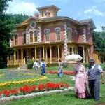 Living History Farms