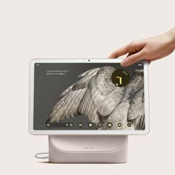 Google Pixel Tablet with Charging Speaker Dock