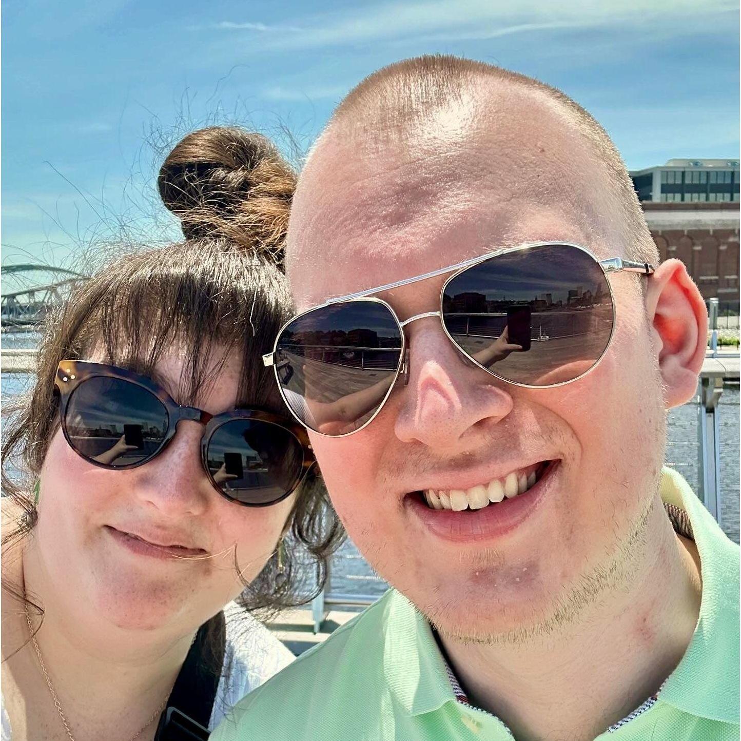 We love each other... and craft markets