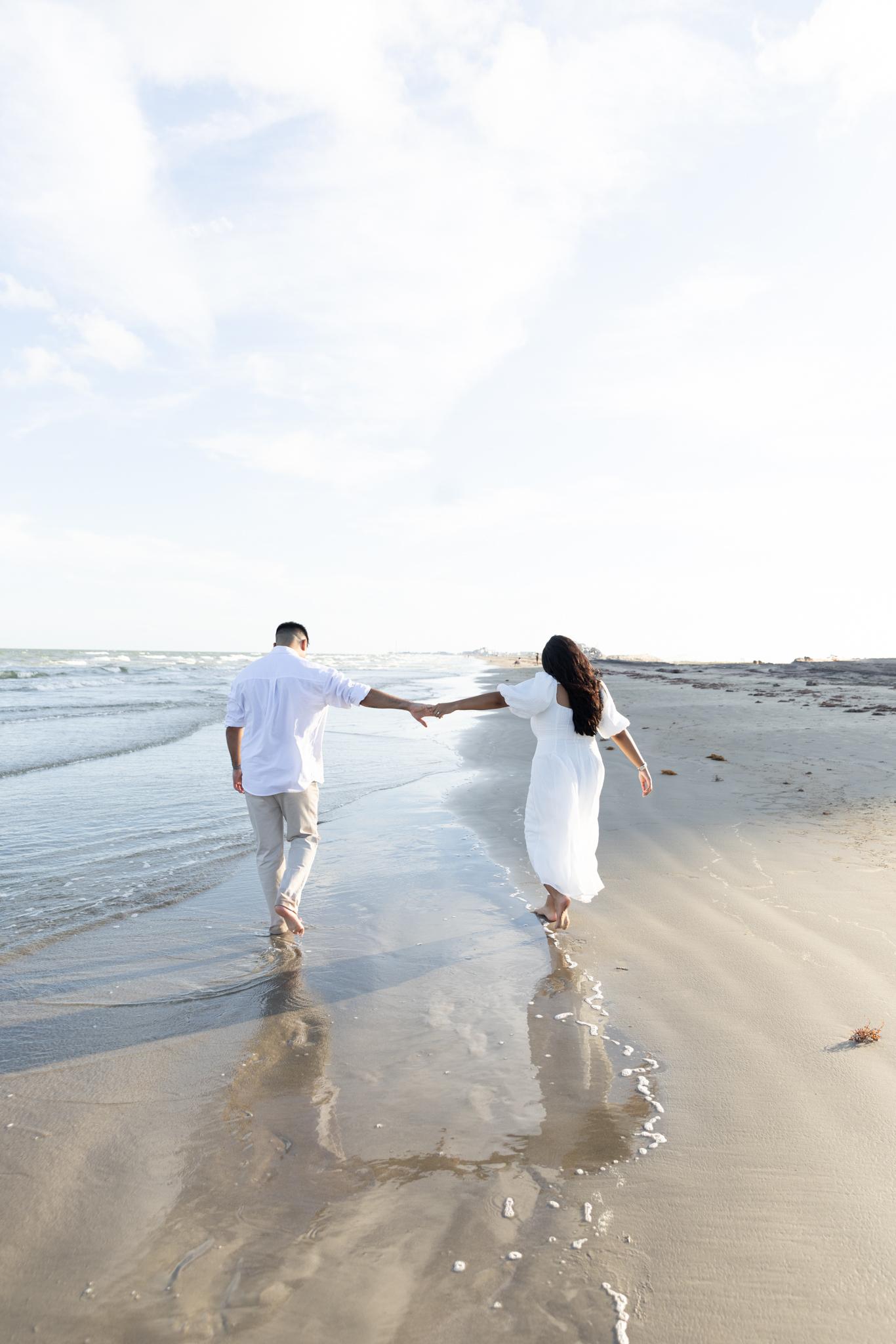 The Wedding Website of Monica Vera and Alex Villafuerte