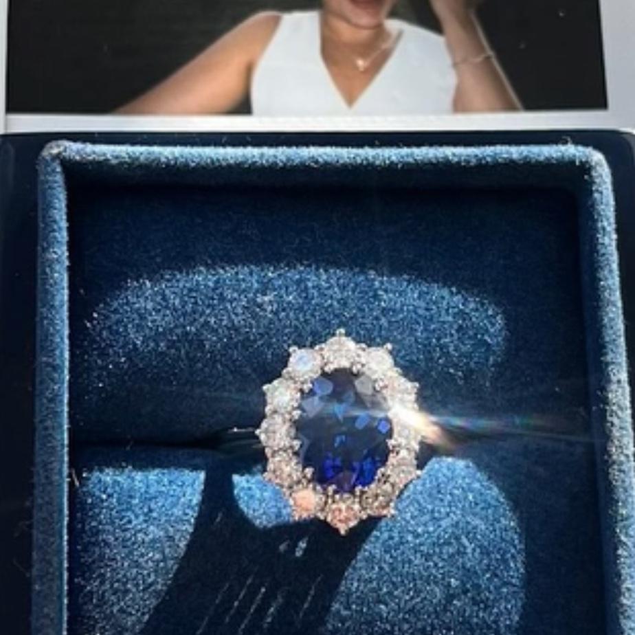 The ring!! inspired by Princess Diana.