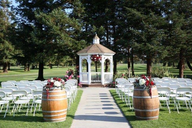 The Wedding Website of Brandon Isaacson and Evelyn Williams