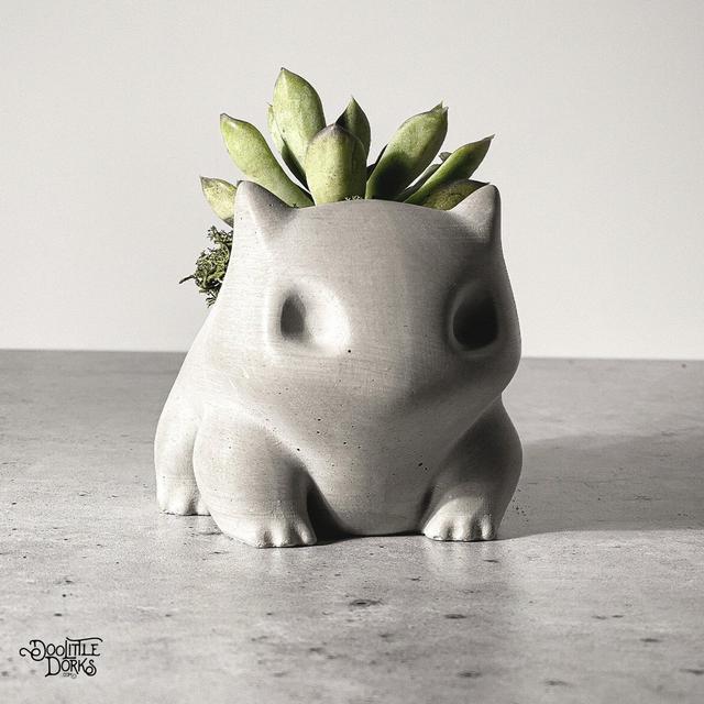 Bulbasaur Planter | Concrete Succulent...