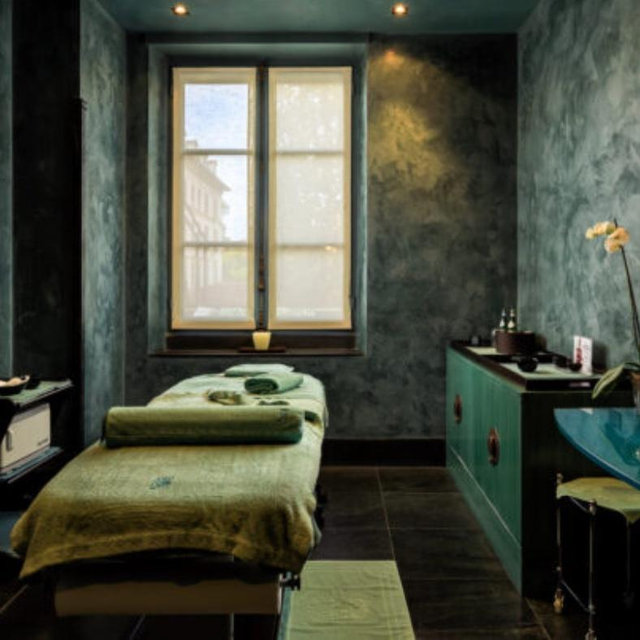 60-Minute Couples Massage