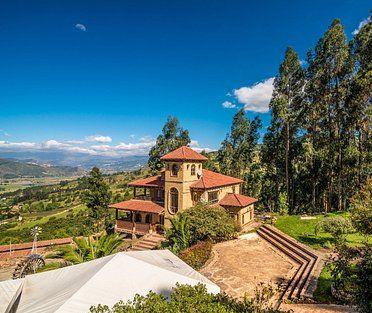 The Wedding Website of Paola Padilla and Tom Wellman