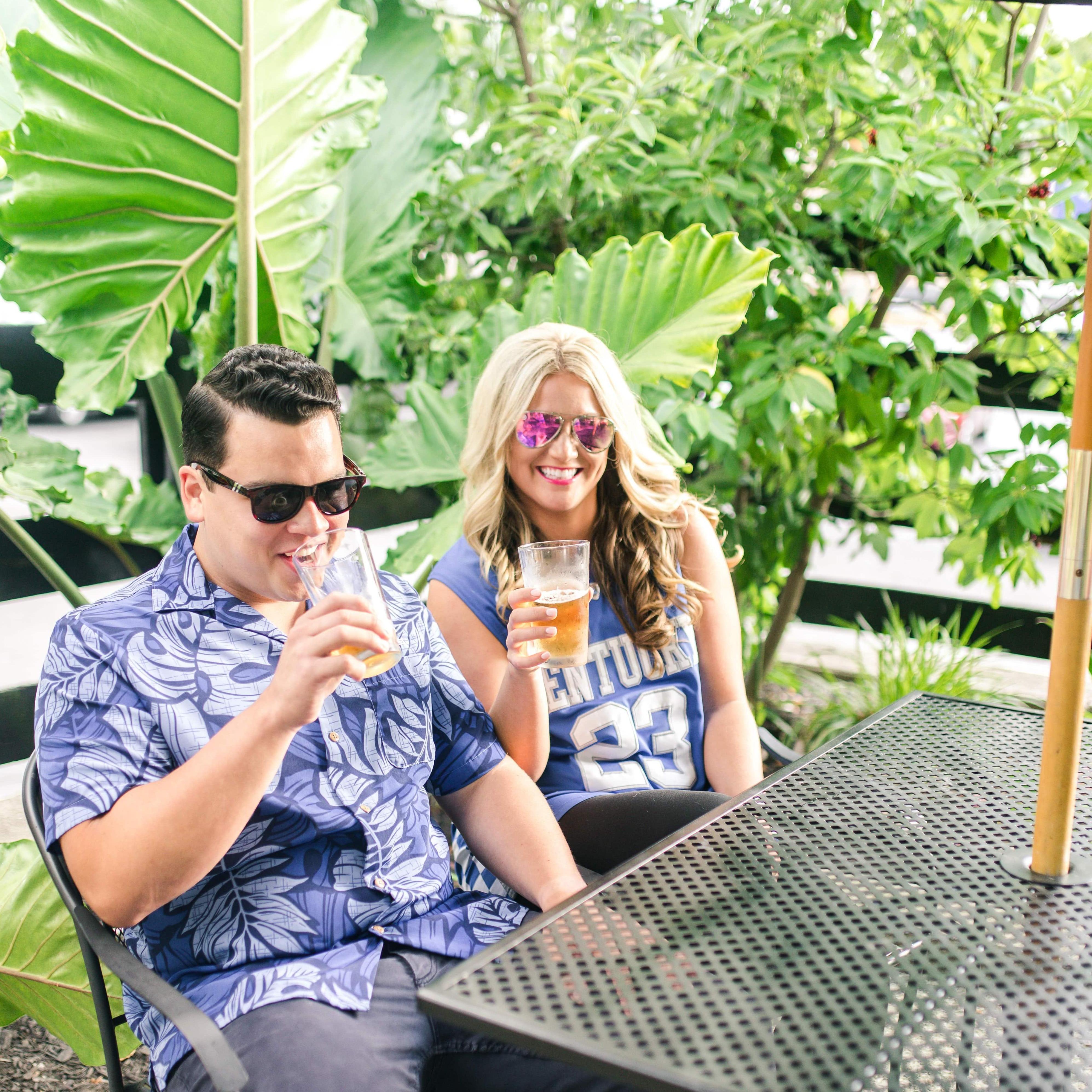 Engagement Photos, Campus Pub, Lexington, KY