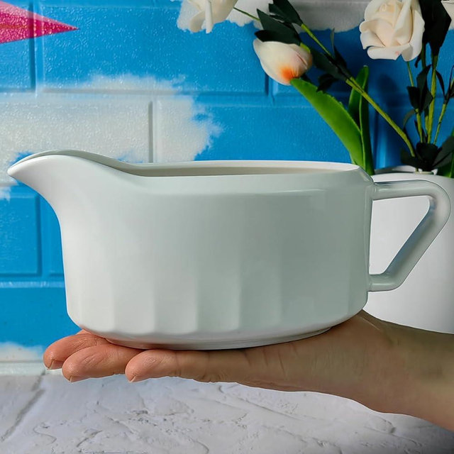 TripDock Large Capacity Gravy Boat-24 Oz Thanksgiving Farmhouse Gravy Boat/White-Perfect Addition to Your Holiday Table Setup