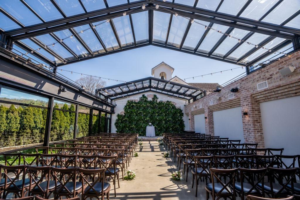 The Wedding Website of Leah Pisaniello and Marc Conway
