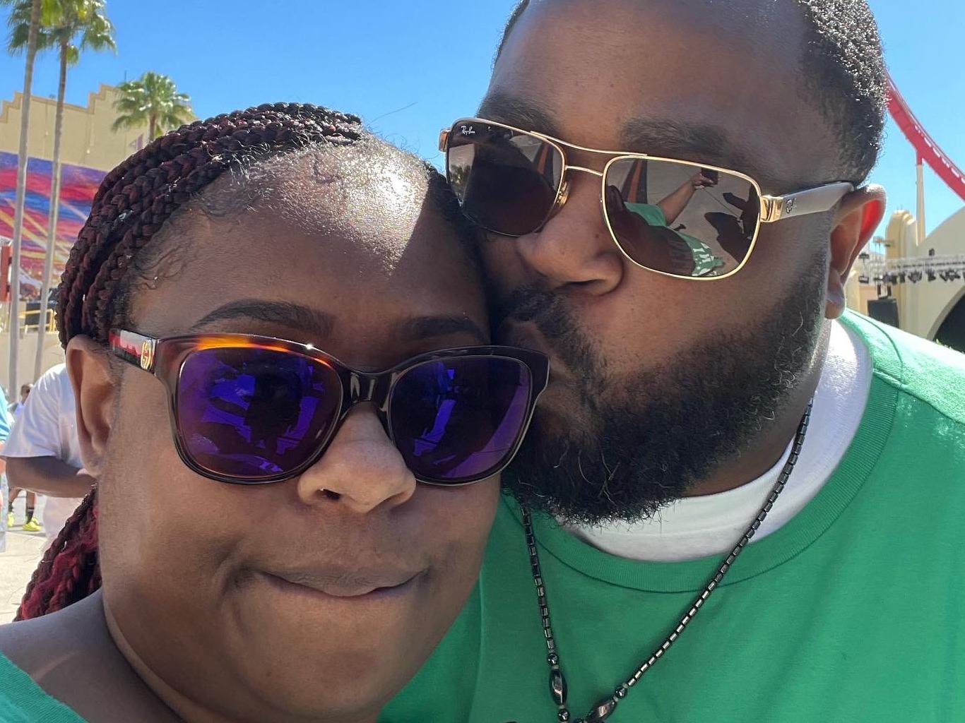 The Wedding Website of Ebony Simmons and Bradford Jackson