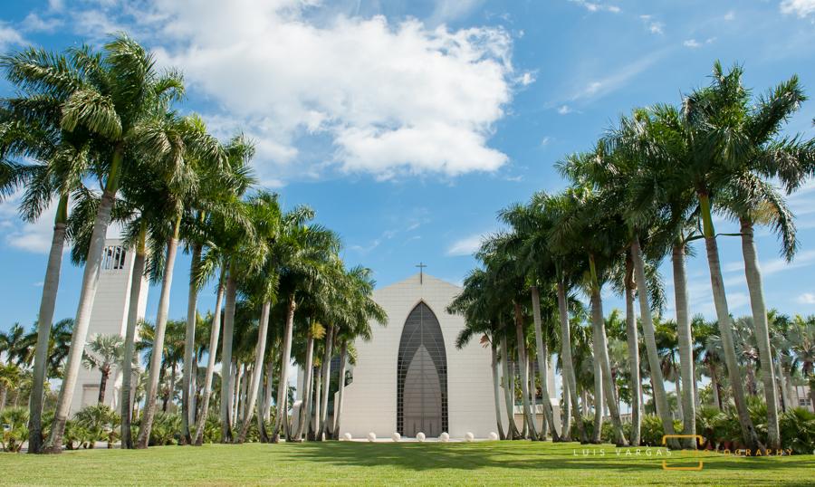 The Wedding Website of Adriana Gurdian and Mark Mandell