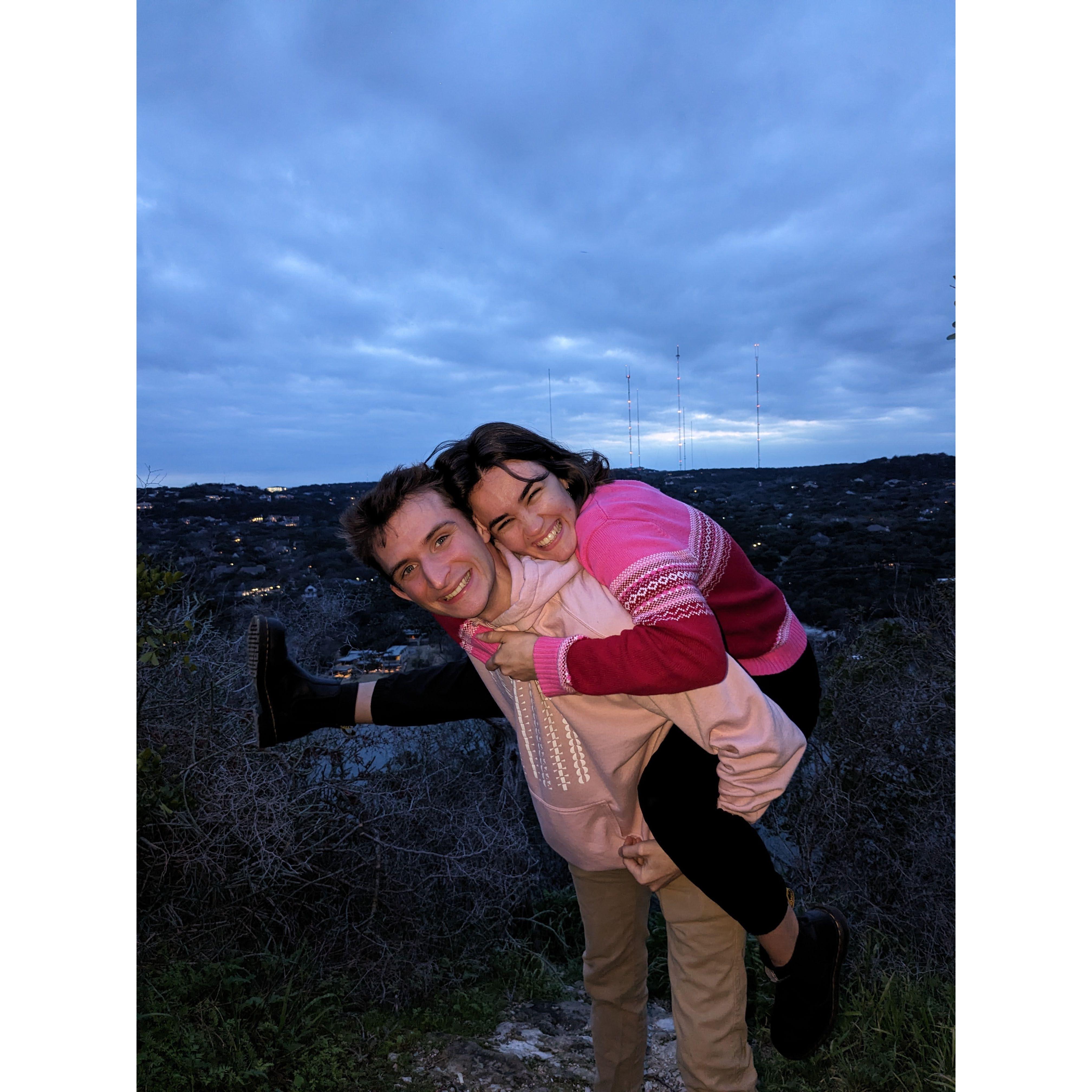 La Saint-Valentin à Austin, au Texas. Notre premier mais certainement pas notre dernier ensemble.
