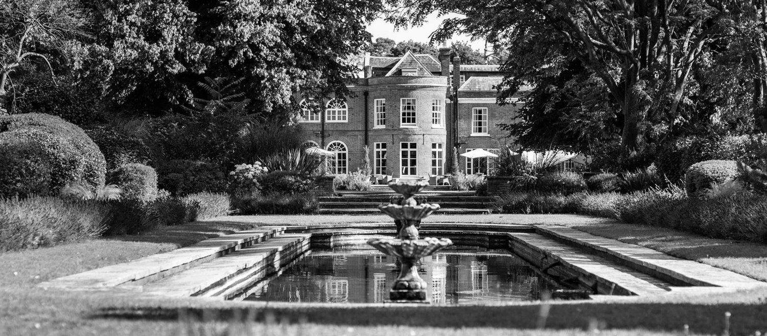 The Wedding Website of Ollie Bond and Mel Raby