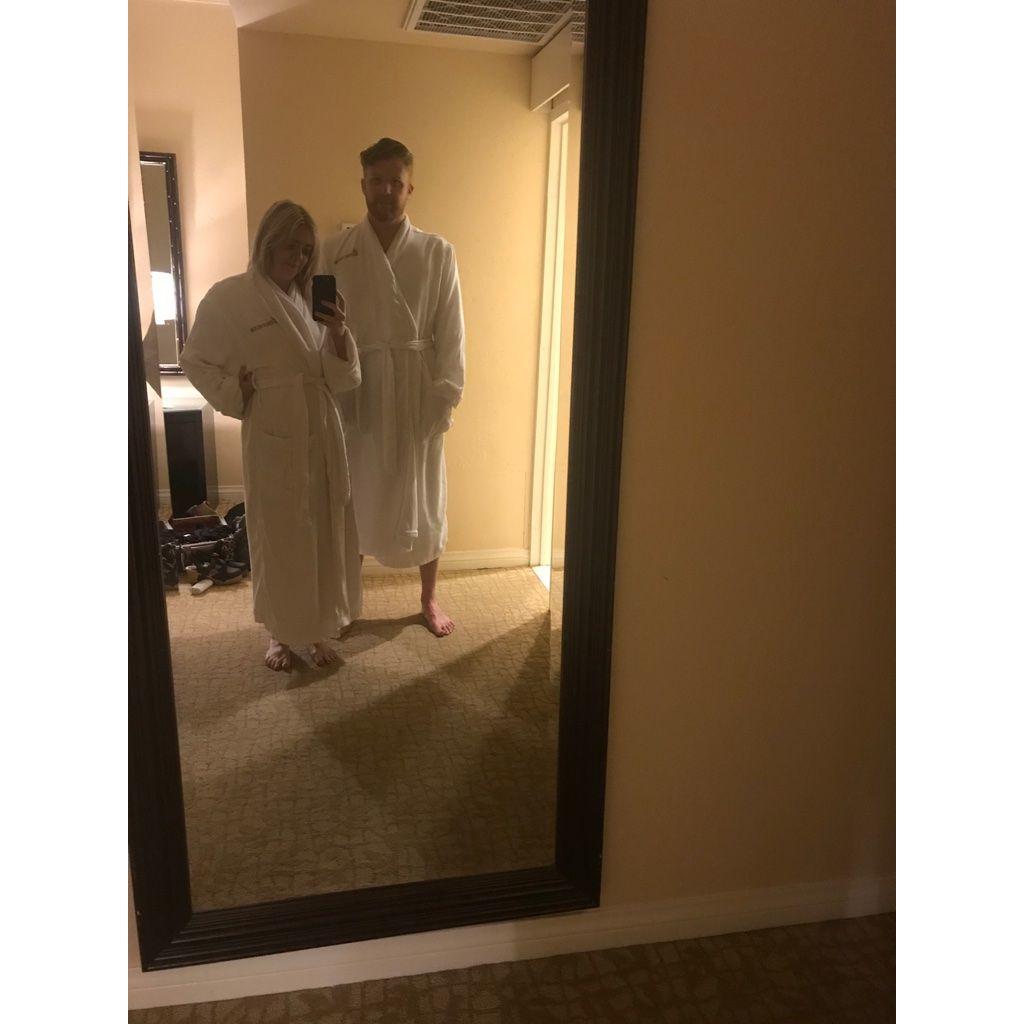 POV you're about to get a $2 tip for delivering our room service.