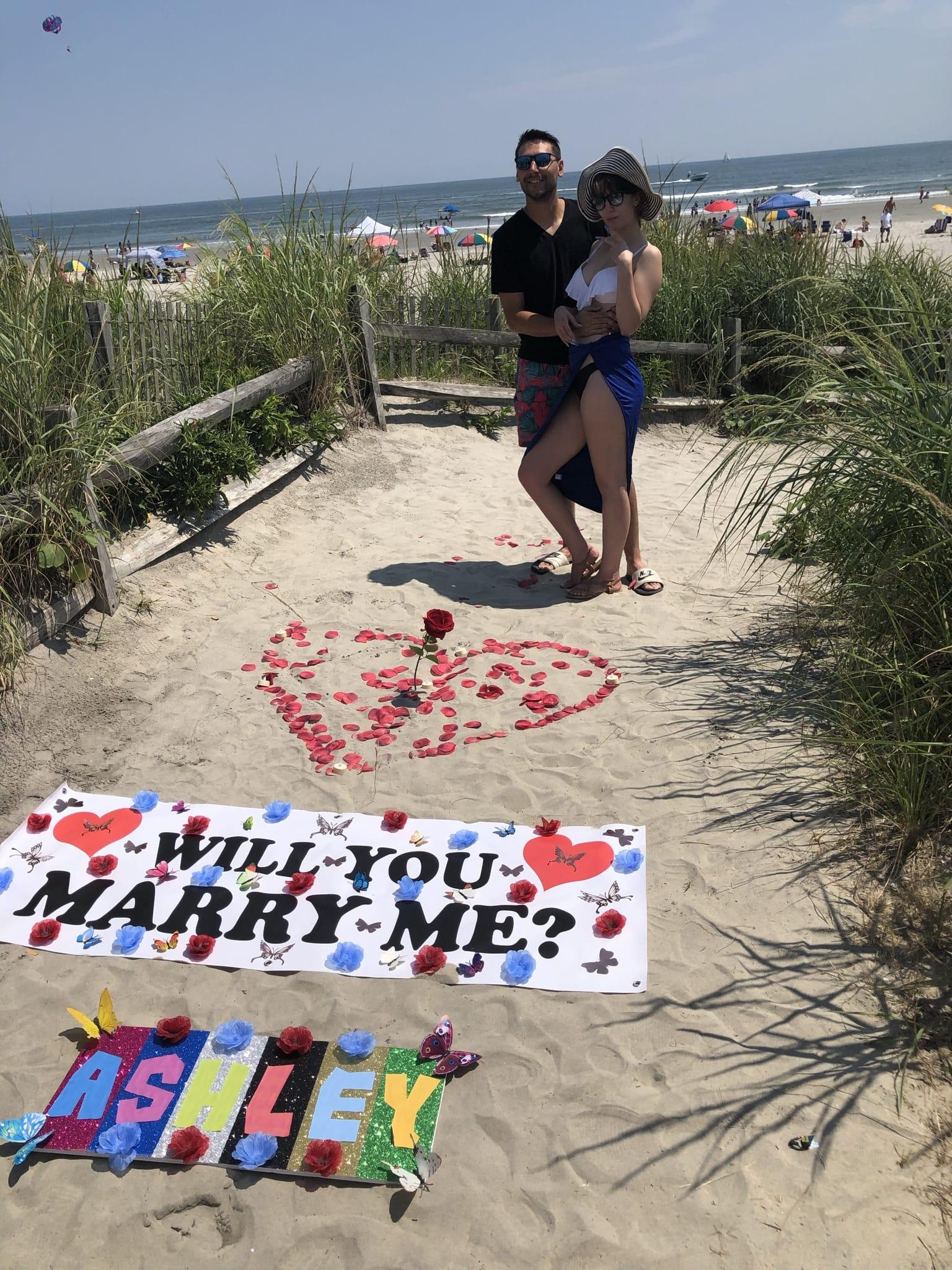 The Wedding Website of Ashley Pinto and Levente Bene