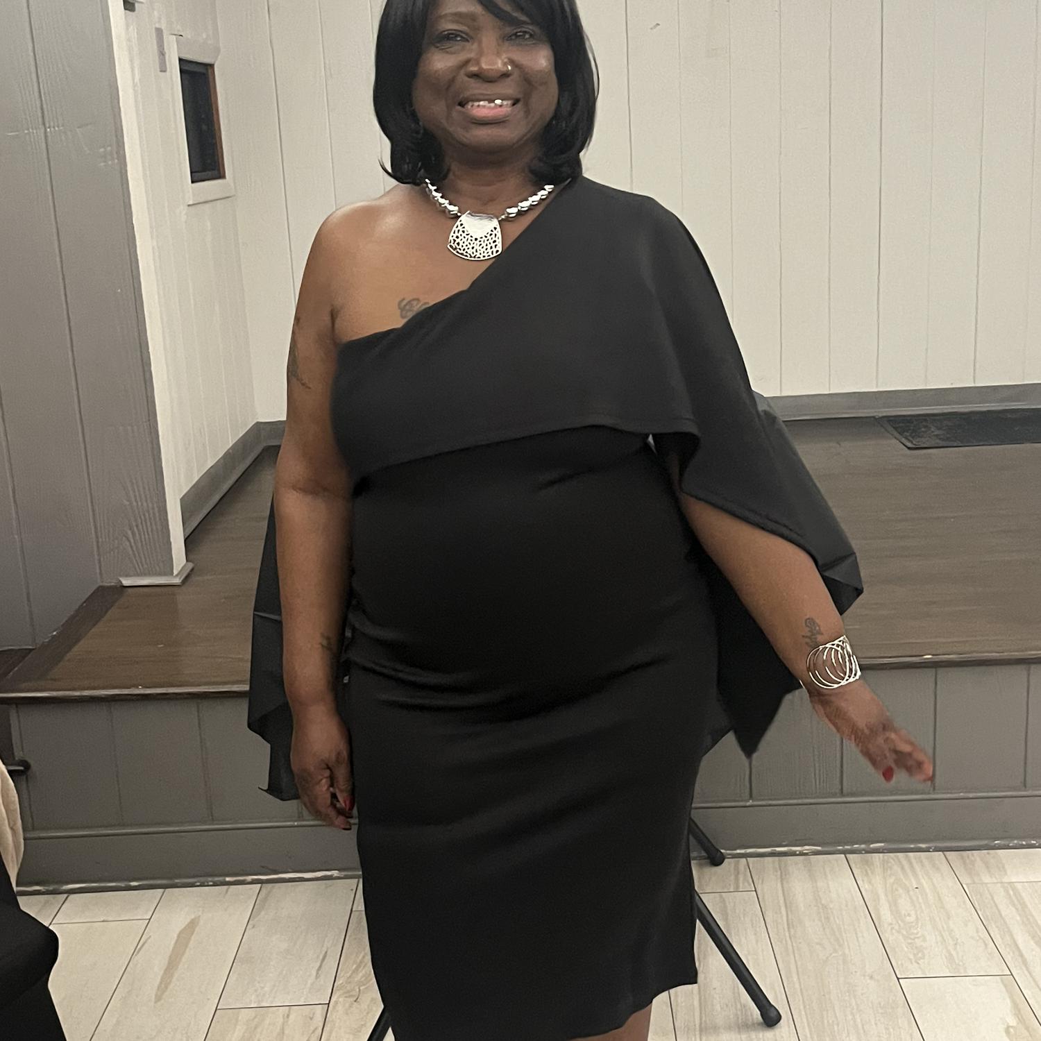 The bride’s Queen. Her Mommy💓💜🧡