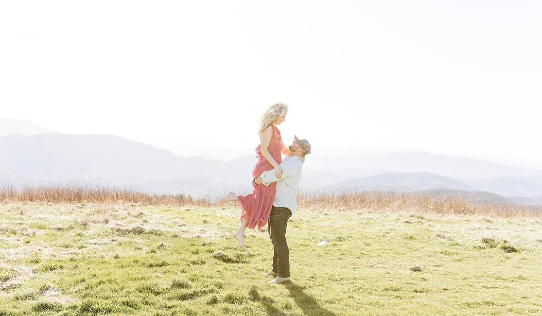The Wedding Website of Sarah Bennett and Hunter Rice