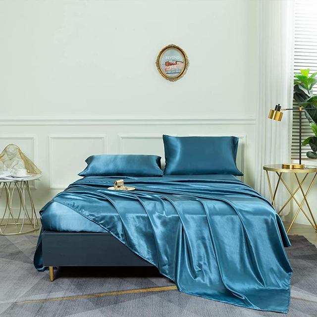 Koreyoshi 4 Pcs Satin Sheets Queen - Silk Silky Super Soft Extra Deep Pocket Queen Sheet Sets - Wrinkle & Fade Free - Deep Pocket Fitted Sheet, Flat Sheet, Pillow Cases (King, Navy Blue)