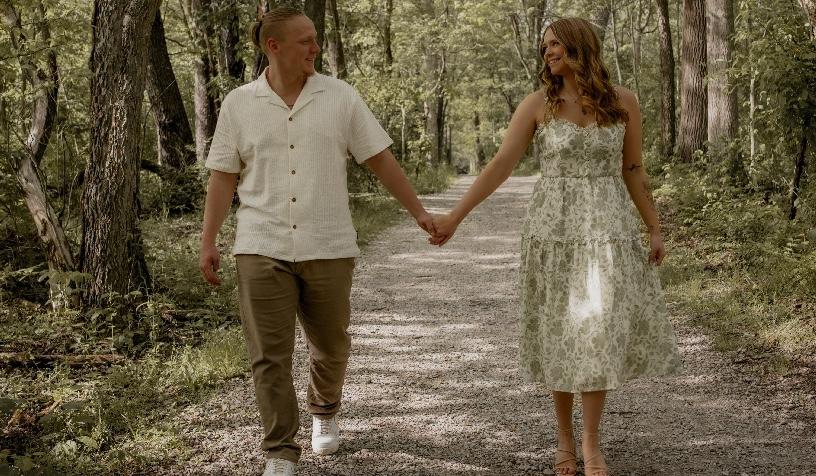 The Wedding Website of Amanda Chivington and Trevor Roach
