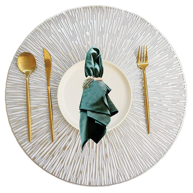 Utalek Round Placemats for Dining Table Set of 4, Hollow Out Easy to Clean Table Mats Heat Resistant Wipeable Washable Non-Slip Placemats for Dining Kitchen Table Decorations Wedding (Silver)
