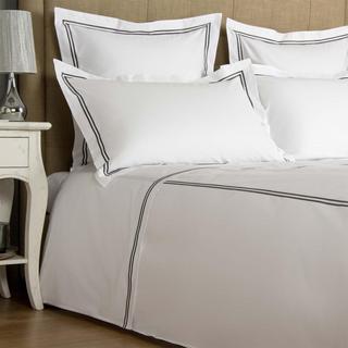 Hotel Classic Sham